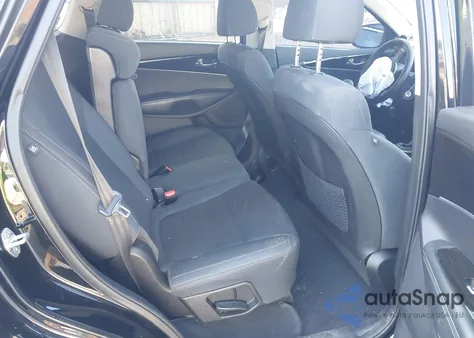 2019 Kia Sorento 2.4L L z USA, uszkodzony, nr VIN 5XYPG4A38KG578578